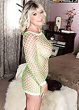 Brandi Is A Fine Milf