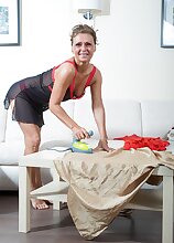 Gorgeous older housewife Drugaya ironing clothes while naked.