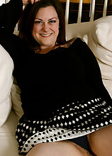Denise Johnson Curvy and Cute
