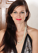 Sleak 31 year old Sweetness from AllOver30 opens her tasty muff