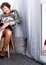 Molly Maracas gets her pussy eaten out by her stepdaughter Blonde Gabie and does the same in return