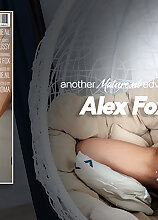 Mature.nl - Hot Alex Fox is a skinny, small breasted MILF playing with her shaved big pussy