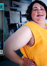 Mature.nl - The evil stepmoms Edina and Jana make this young guy please them in every way