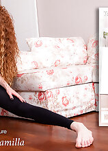 Mature.nl - Old and young lesbian yoga class goes wicked