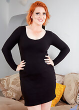 Horny Milf Bella Hunter