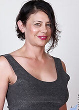 Horny Milf Mimi Love