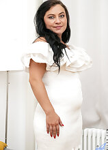 Horny Milf Christina Santes